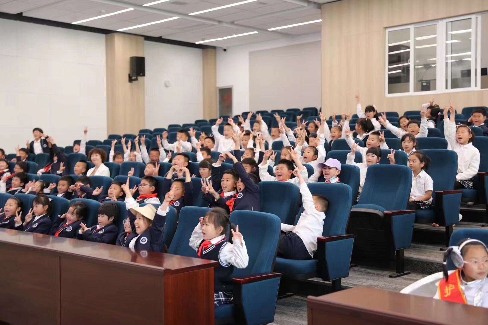 1685505545349915.jpg 51ed706b7897f80c371c029dbc5cce2.jpg